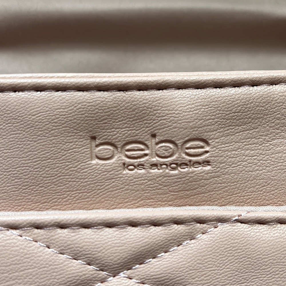 Bebe crossbody chain pink / nude / peach quilted purse - Picture 4 of 9